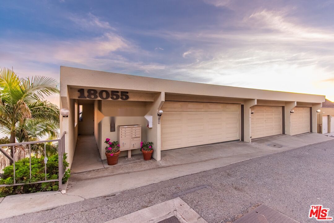 18055 Coastline Dr Unit: 1