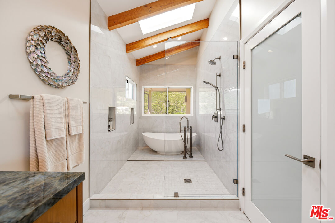 27008 Old Chimney Rd