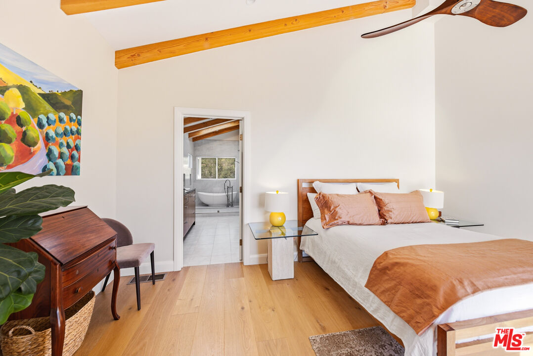 27008 Old Chimney Rd