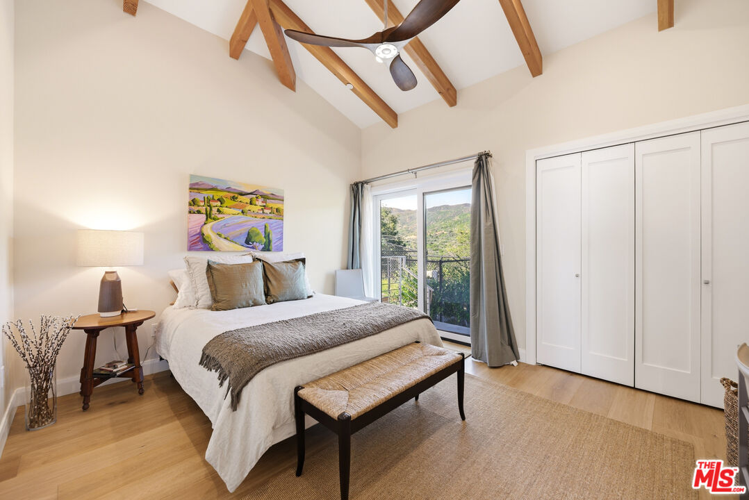 27008 Old Chimney Rd