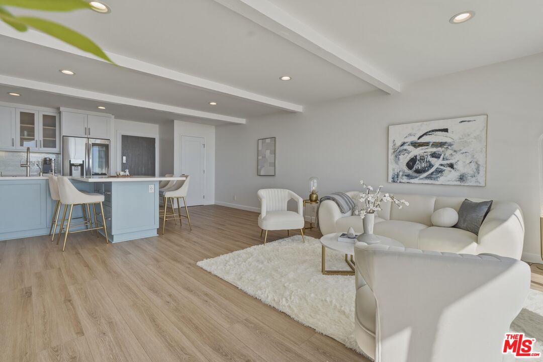 11862 Starfish Ln
