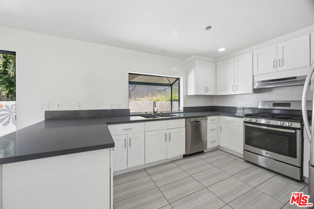 21323 Rambla Vis Unit: 2