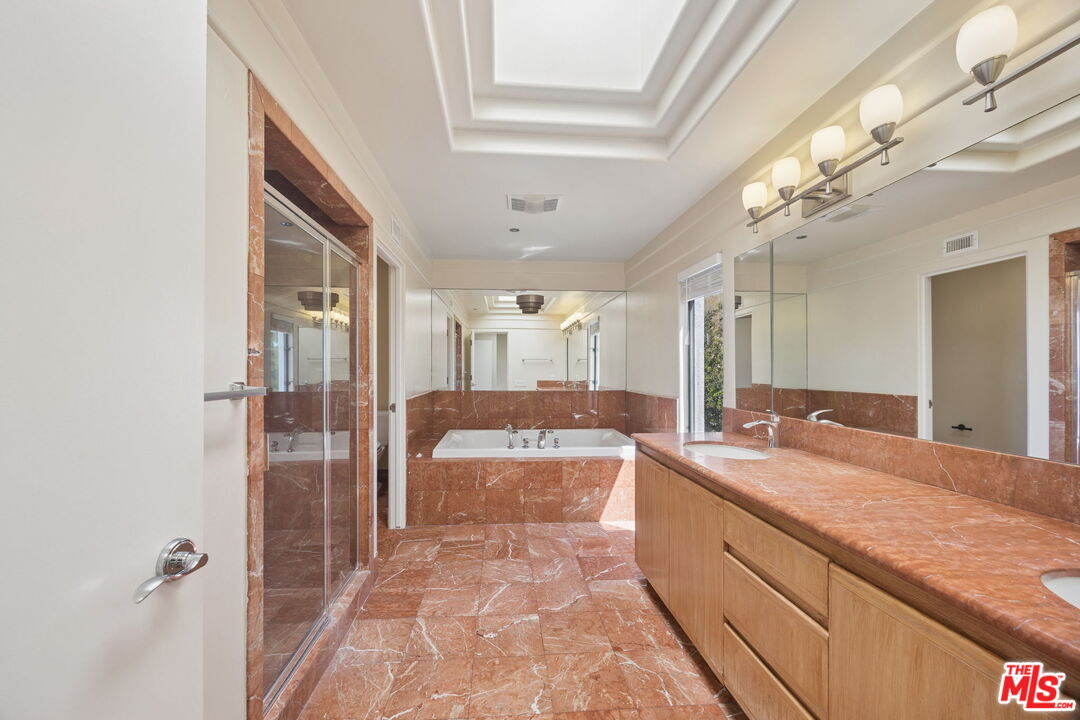 21323 Rambla Vis Unit: 2