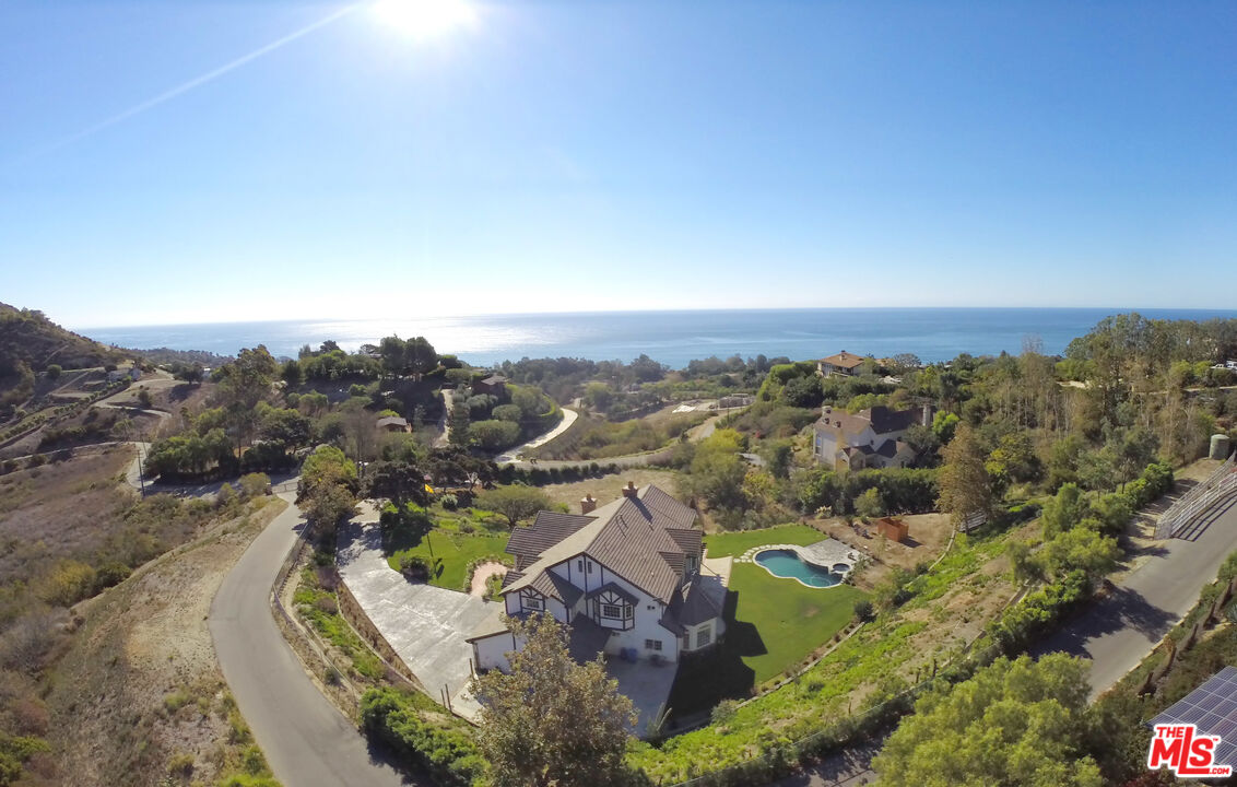 27437 WINDING WAY