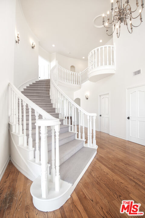27437 WINDING WAY