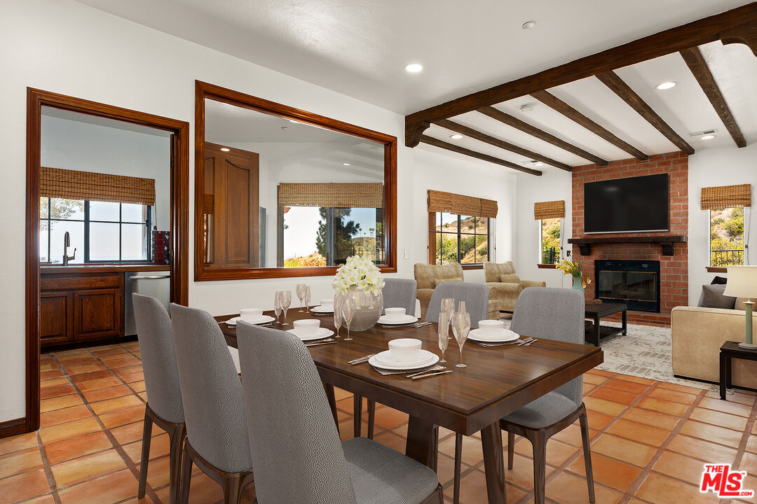 4211 Avenida De La Encinal Unit: GH