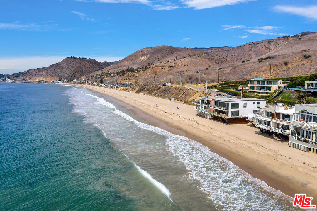 25444 Malibu Rd