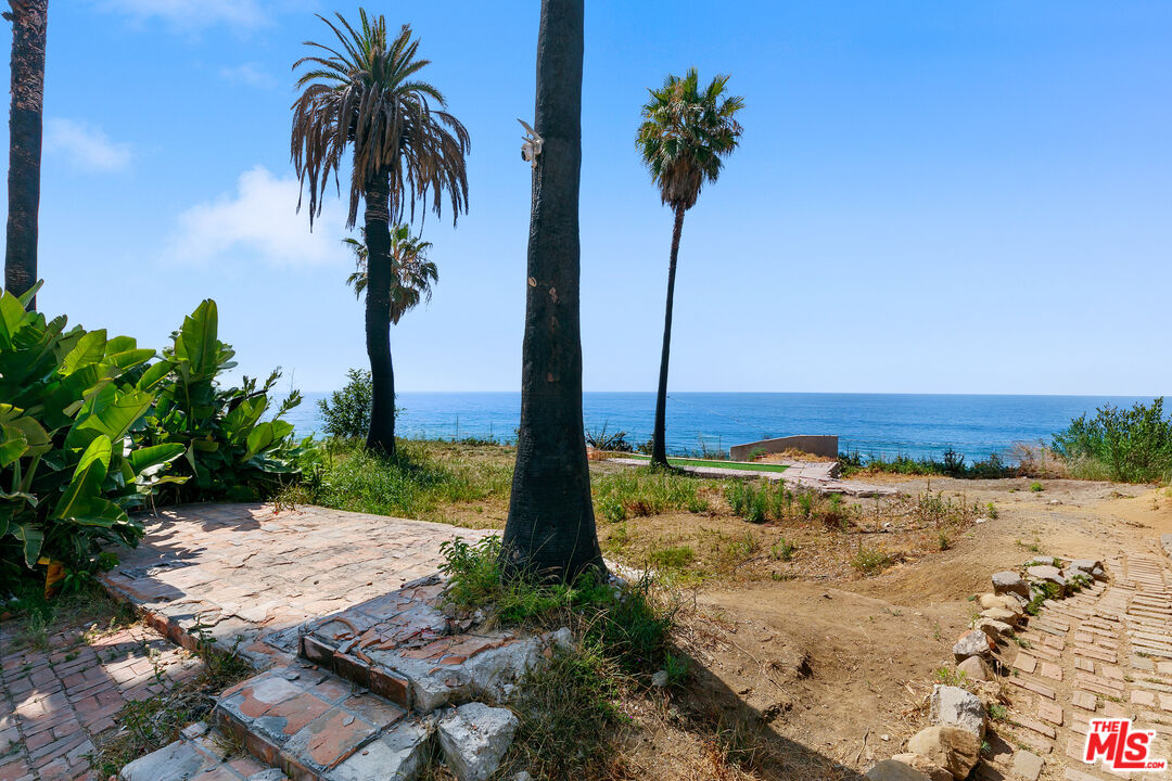 19355 Pacific Coast Hwy
