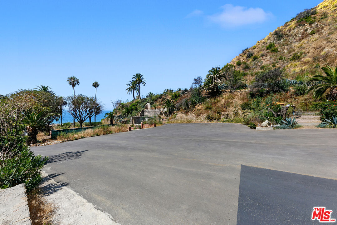 19355 Pacific Coast Hwy