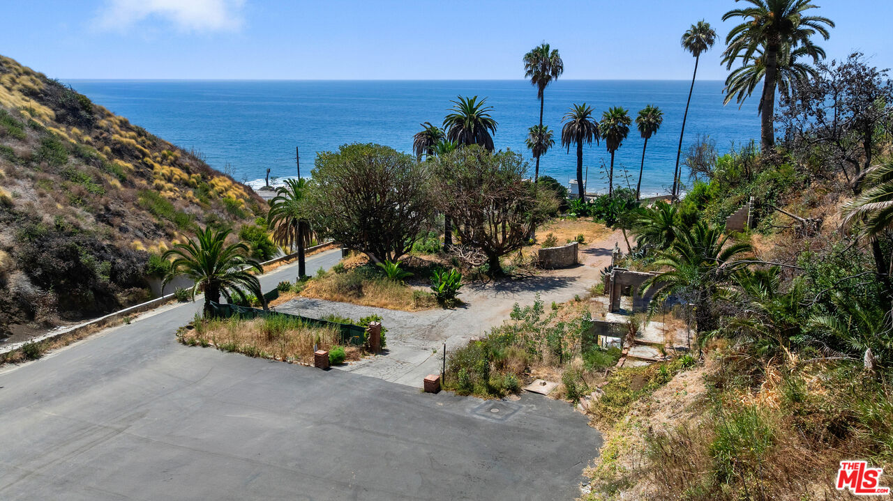 19355 Pacific Coast Hwy
