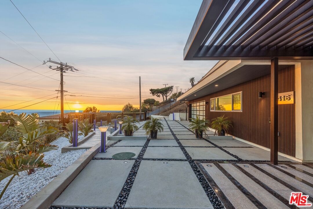 5416 Horizon Dr