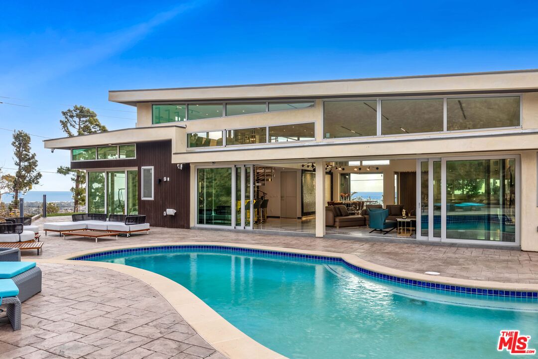 5416 Horizon Dr