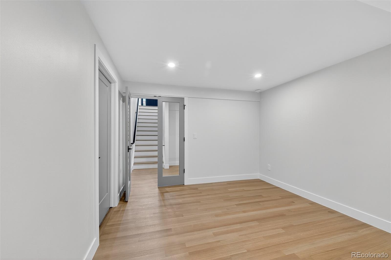 2552 E Alameda Avenue Unit: 104