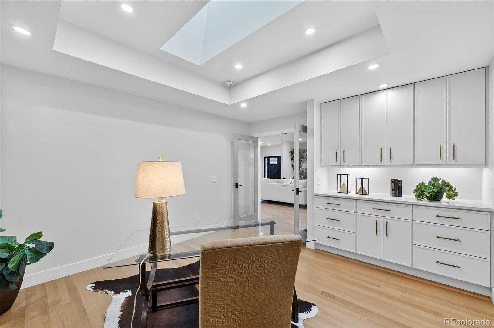 2552 E Alameda Avenue Unit: 104