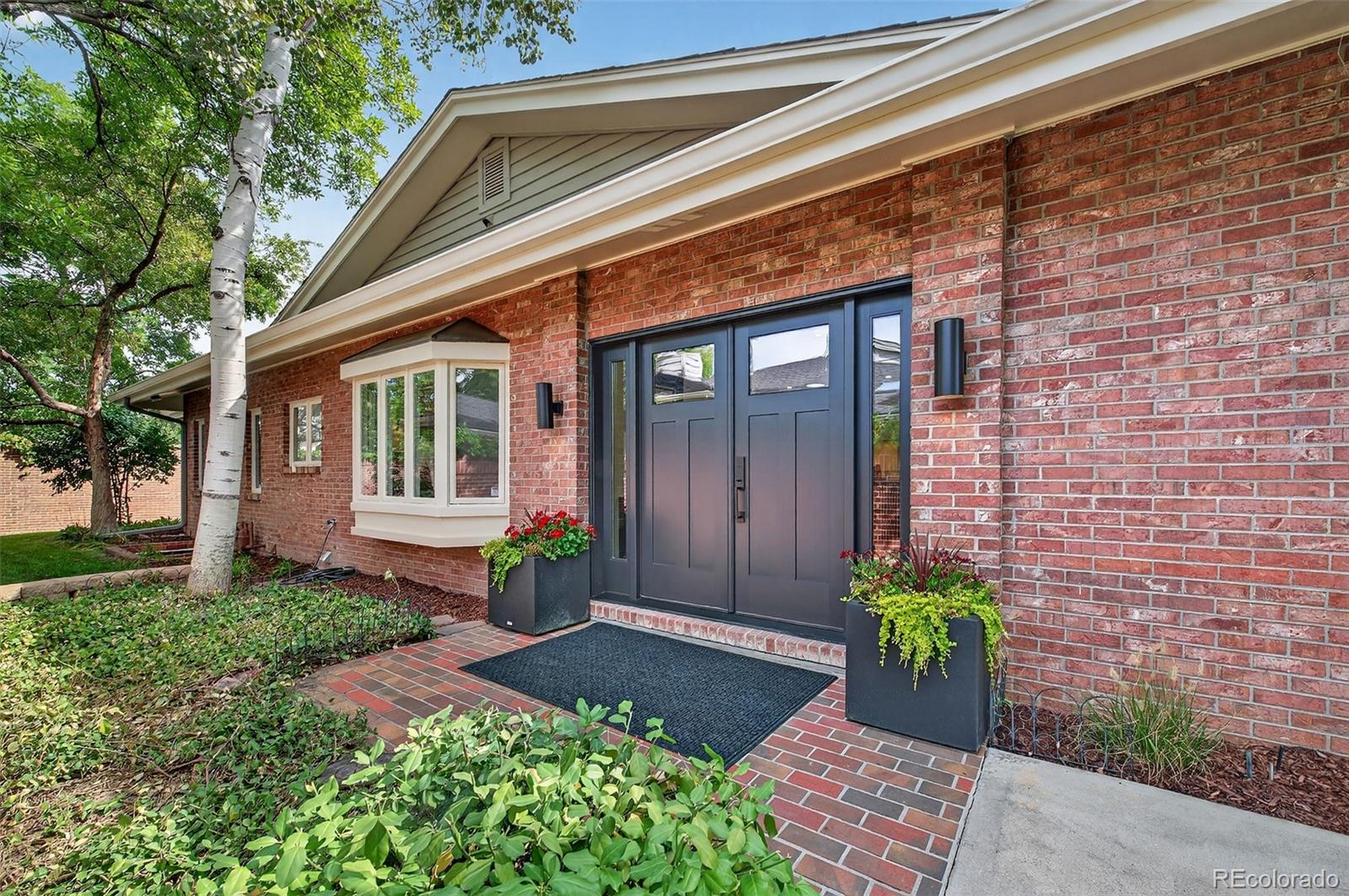 2552 E Alameda Avenue Unit: 104