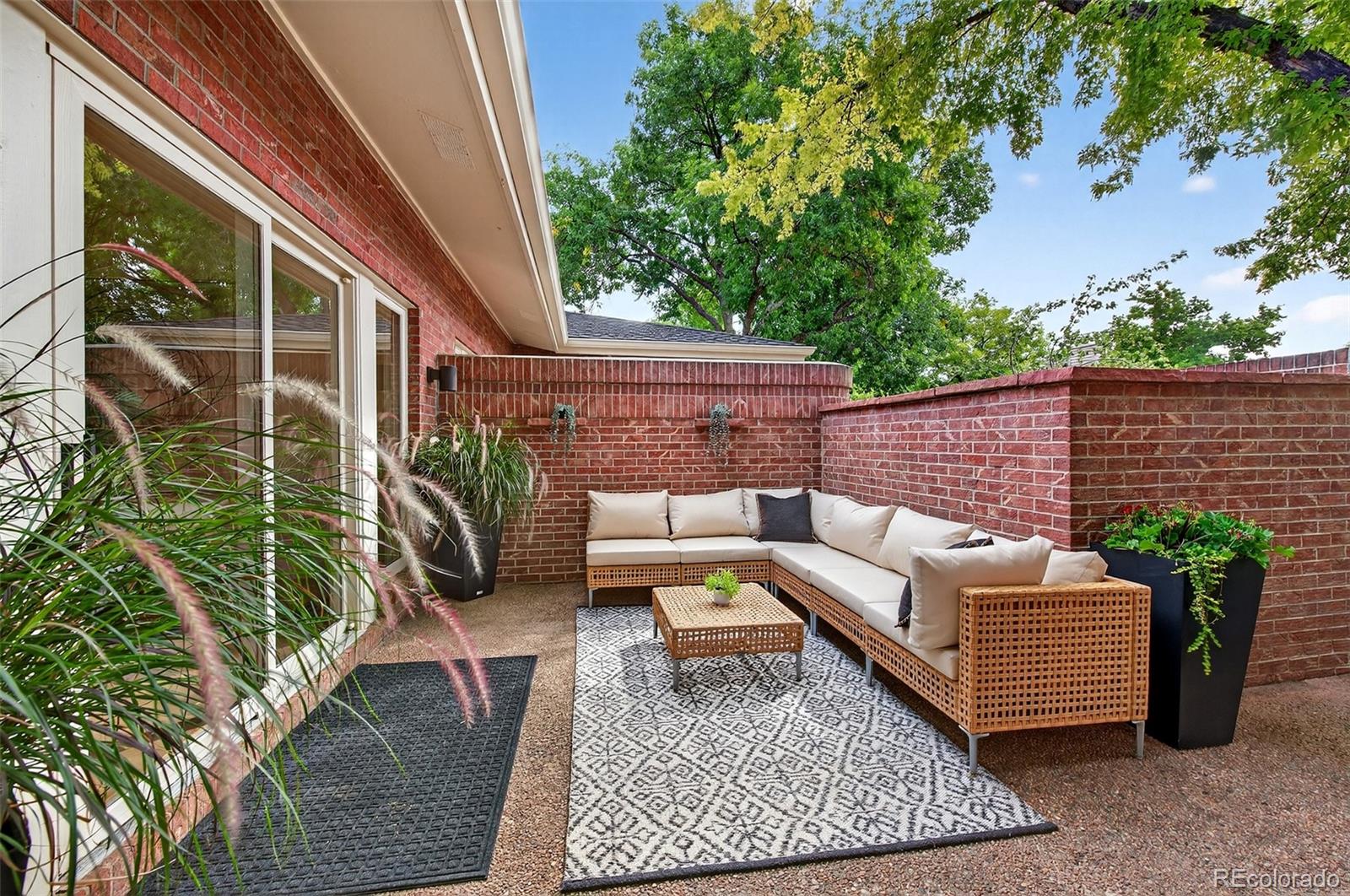 2552 E Alameda Avenue Unit: 104