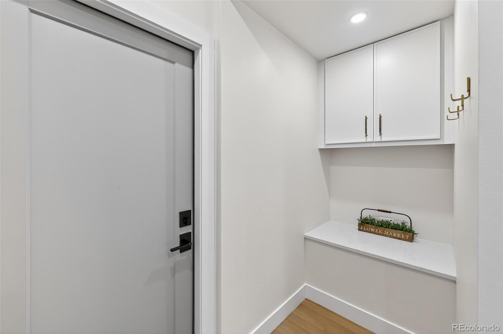 2552 E Alameda Avenue Unit: 104