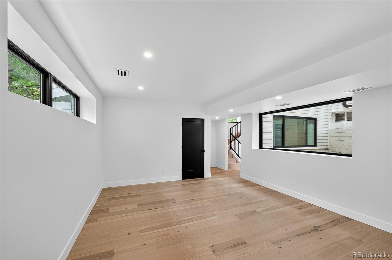 3281 Cherryridge Road