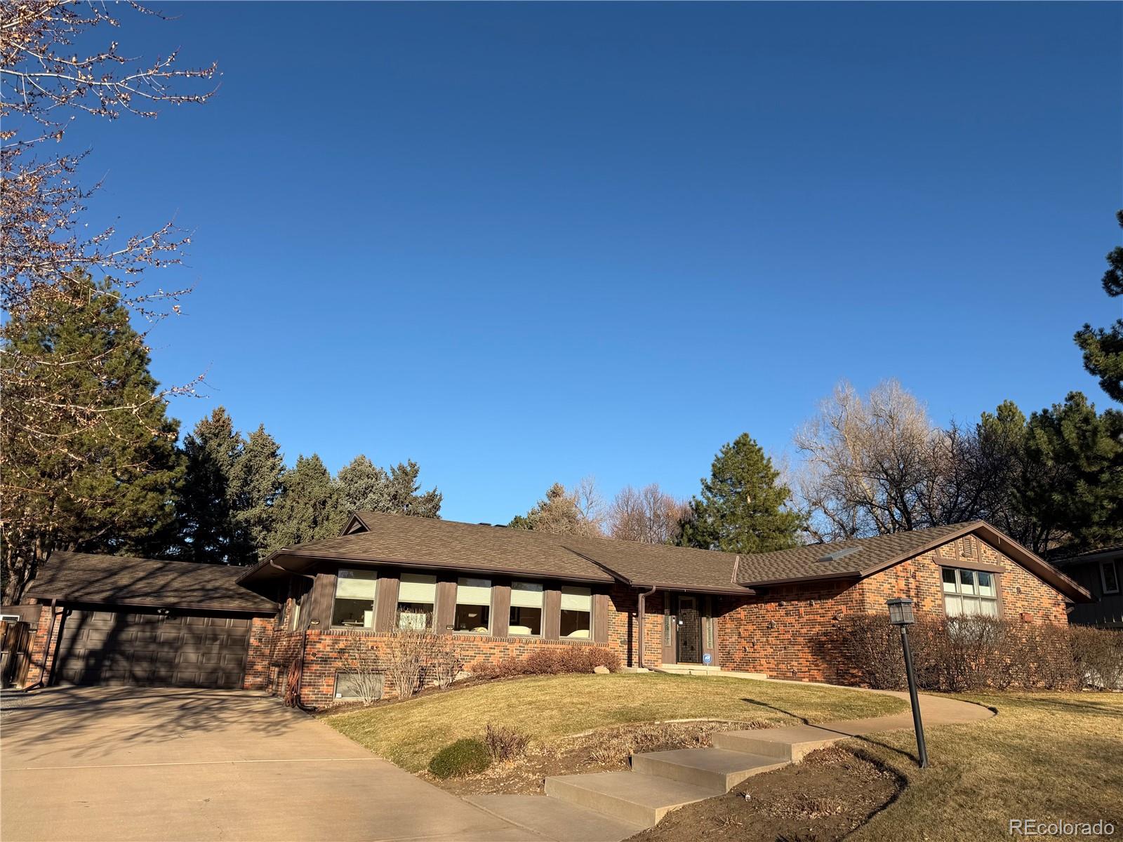 5693 E Southmoor Circle