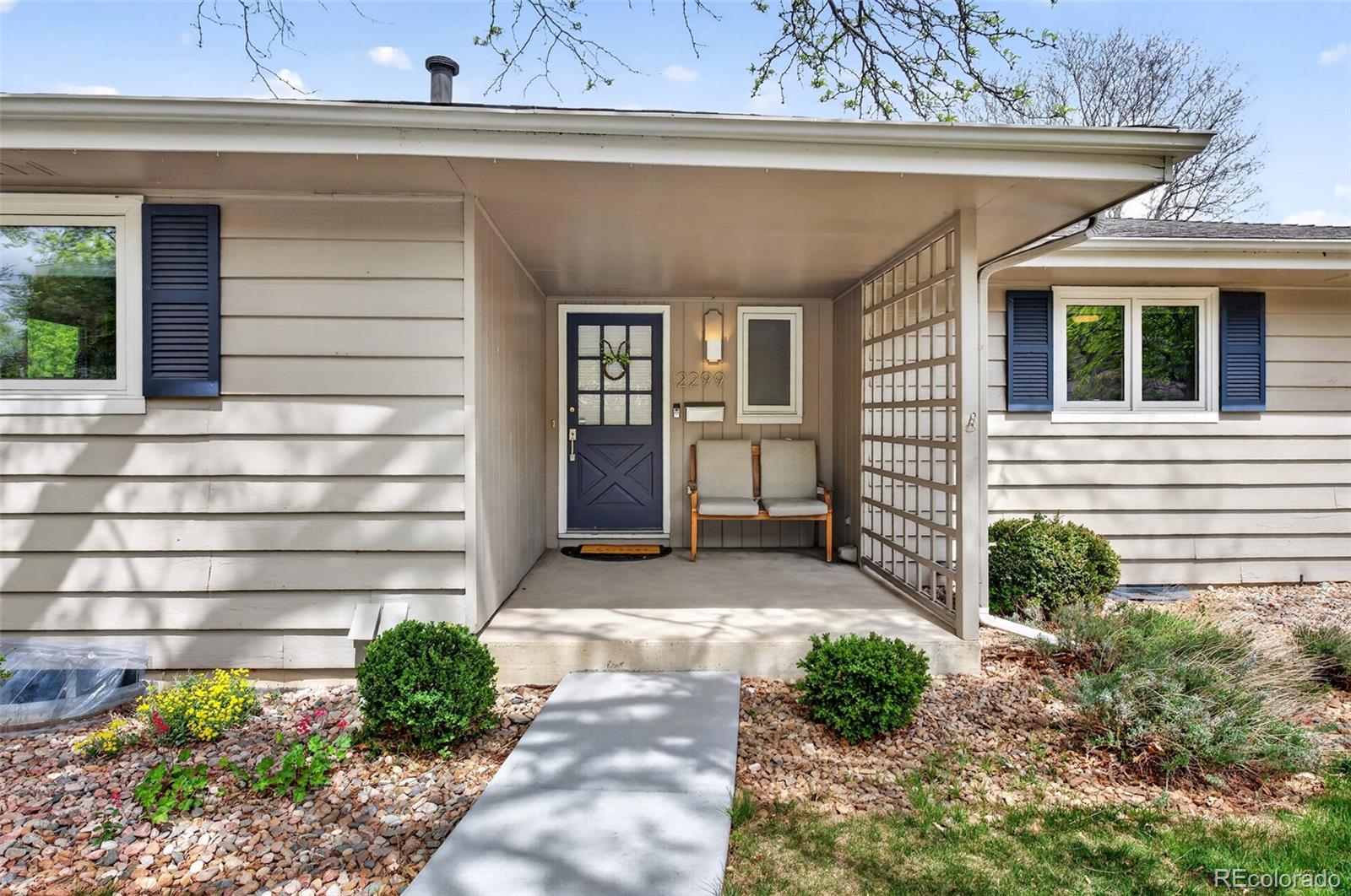 2299 E Floyd Place