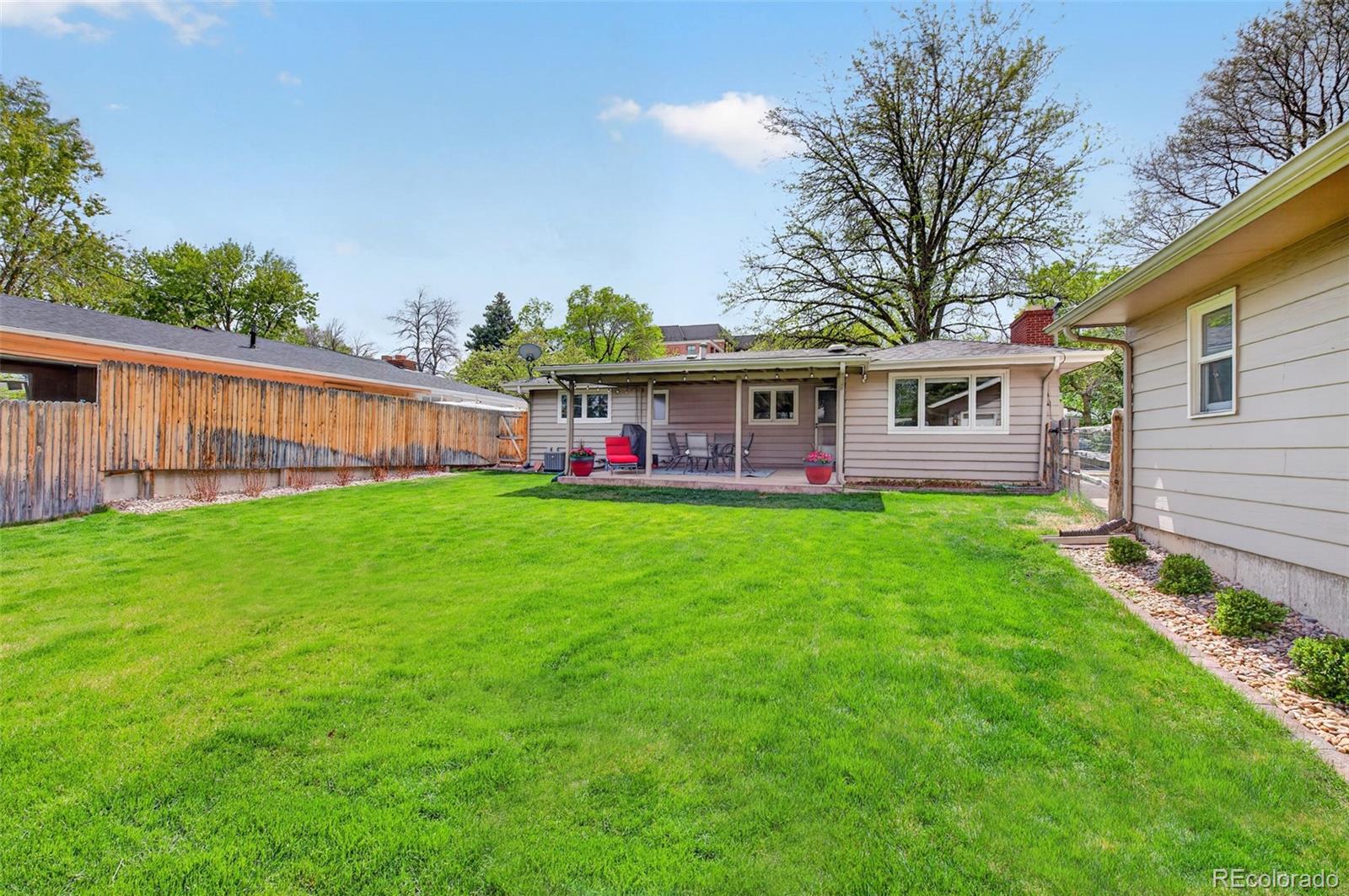 2299 E Floyd Place