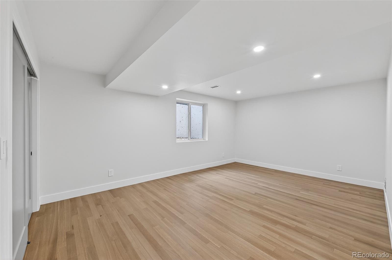 2552 E Alameda Avenue Unit: 104