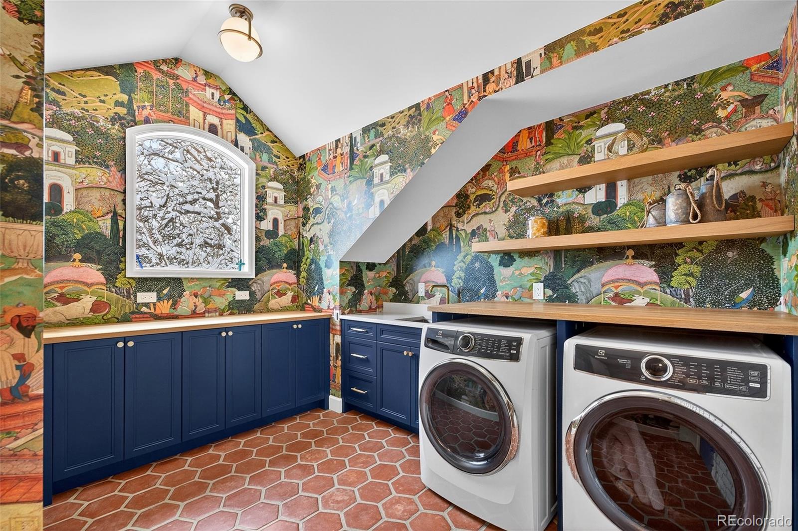 2801 Kendrick Street