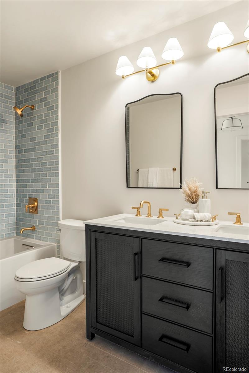 2800 S University Boulevard Unit: 79