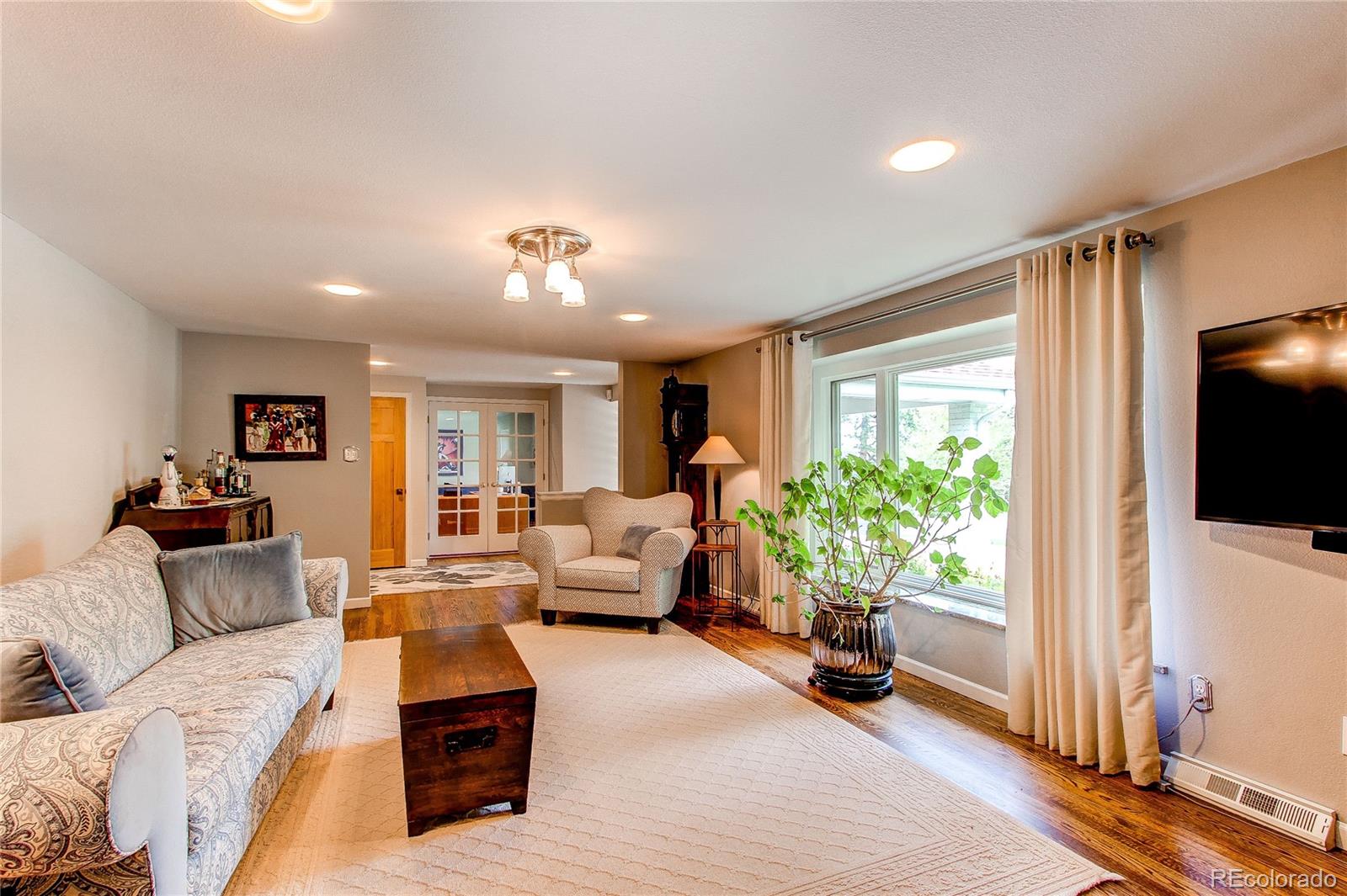 3281 Cherryridge Road