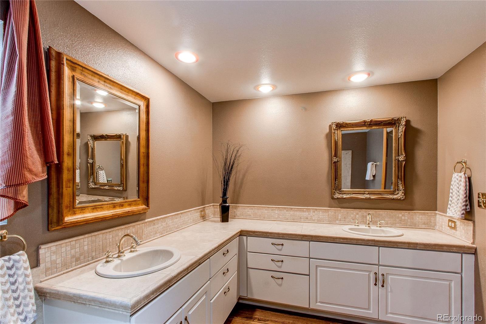 3281 Cherryridge Road