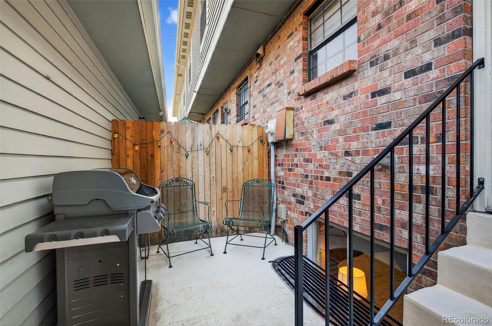 6489 S Dayton Street