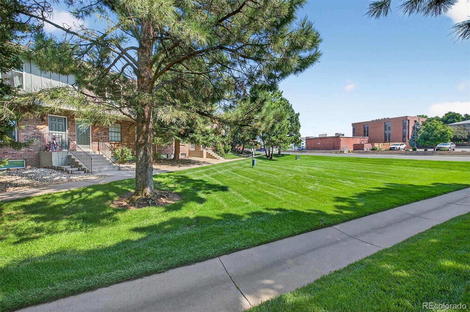 6489 S Dayton Street