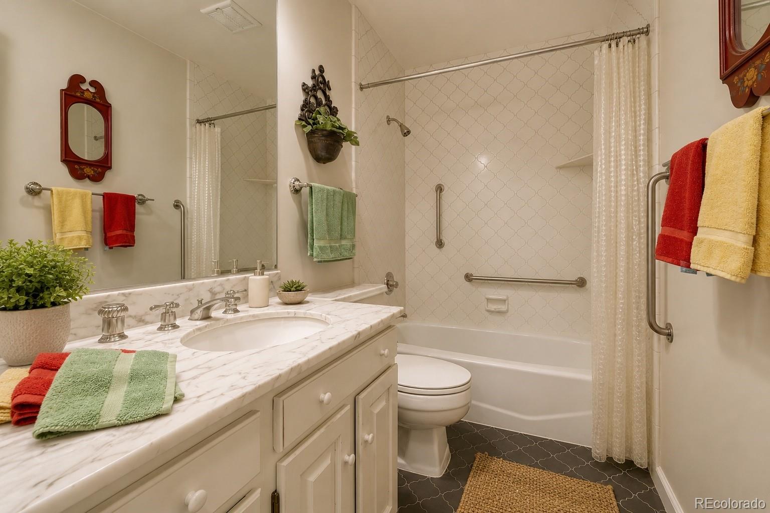 2800 S University Boulevard Unit: 11