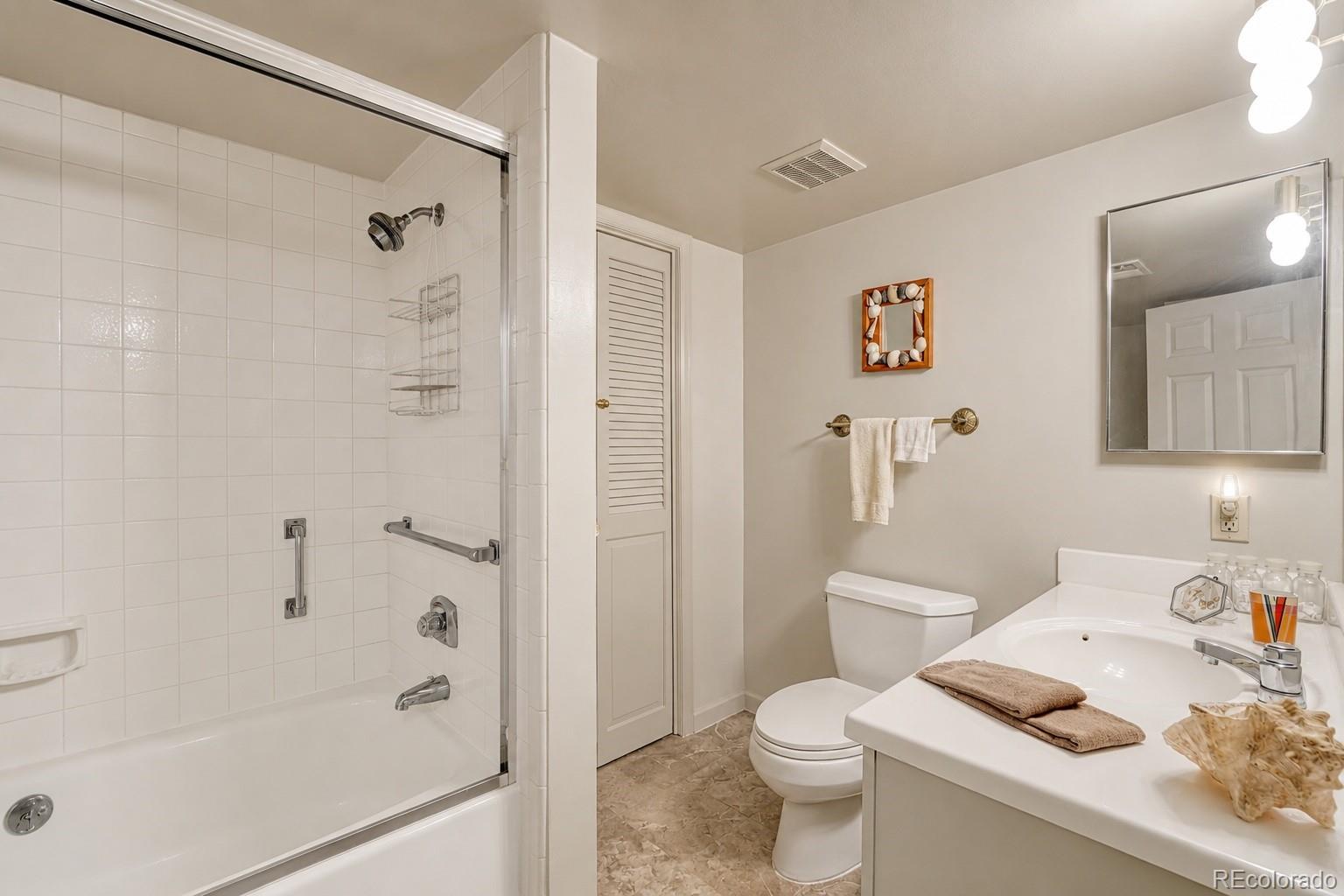 2800 S University Boulevard Unit: 11