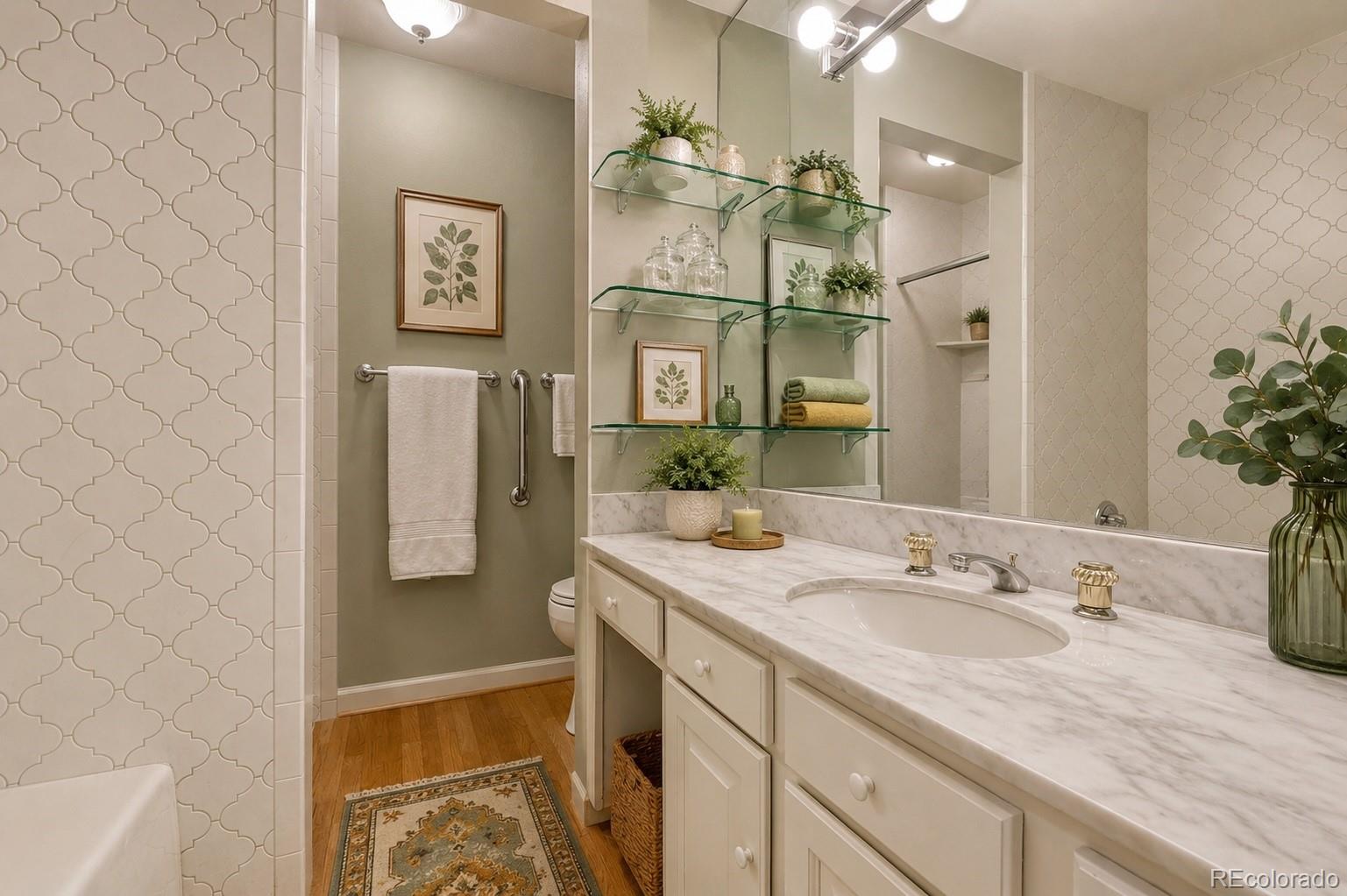 2800 S University Boulevard Unit: 11