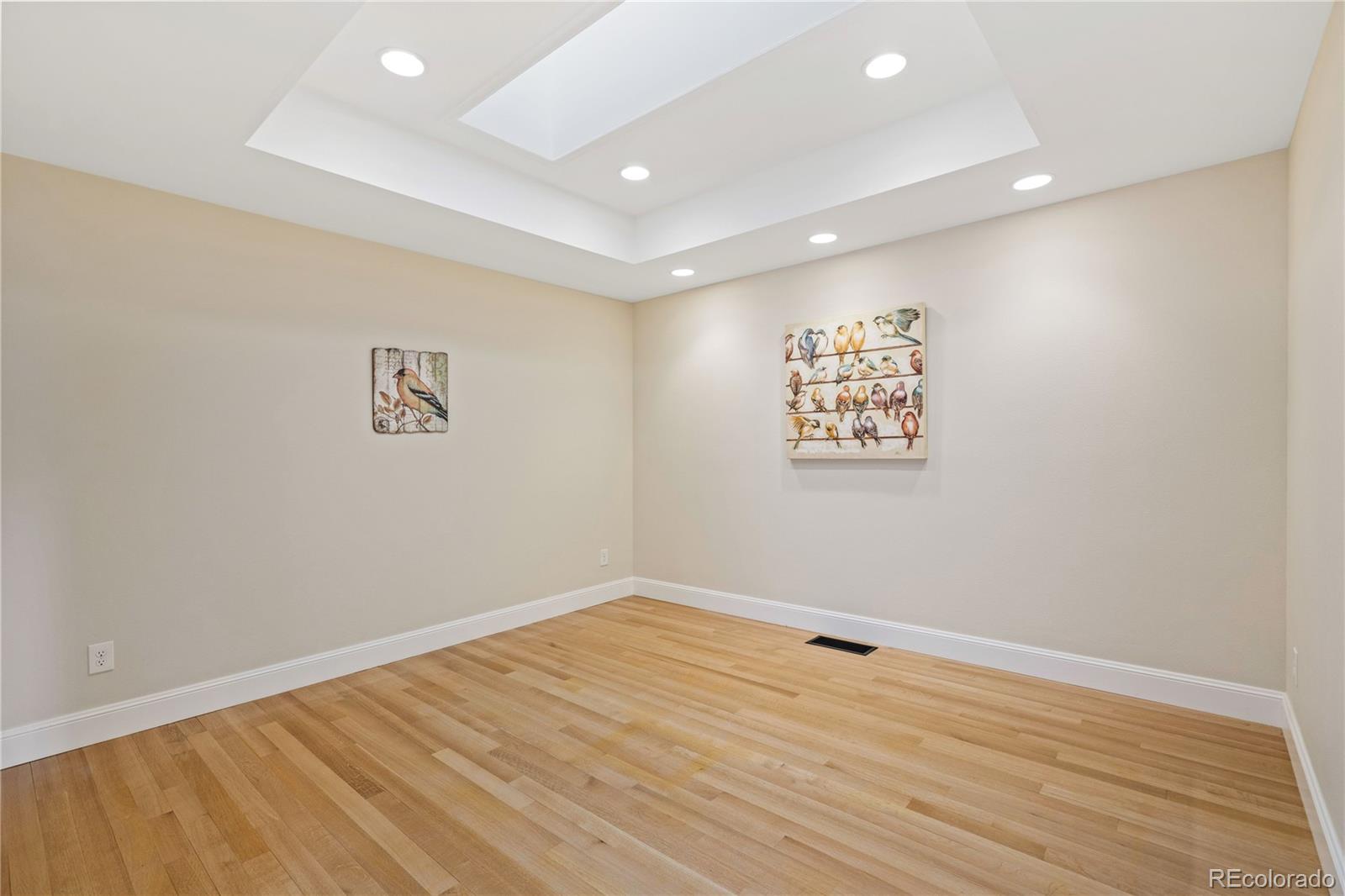 2552 E Alameda Avenue Unit: 104