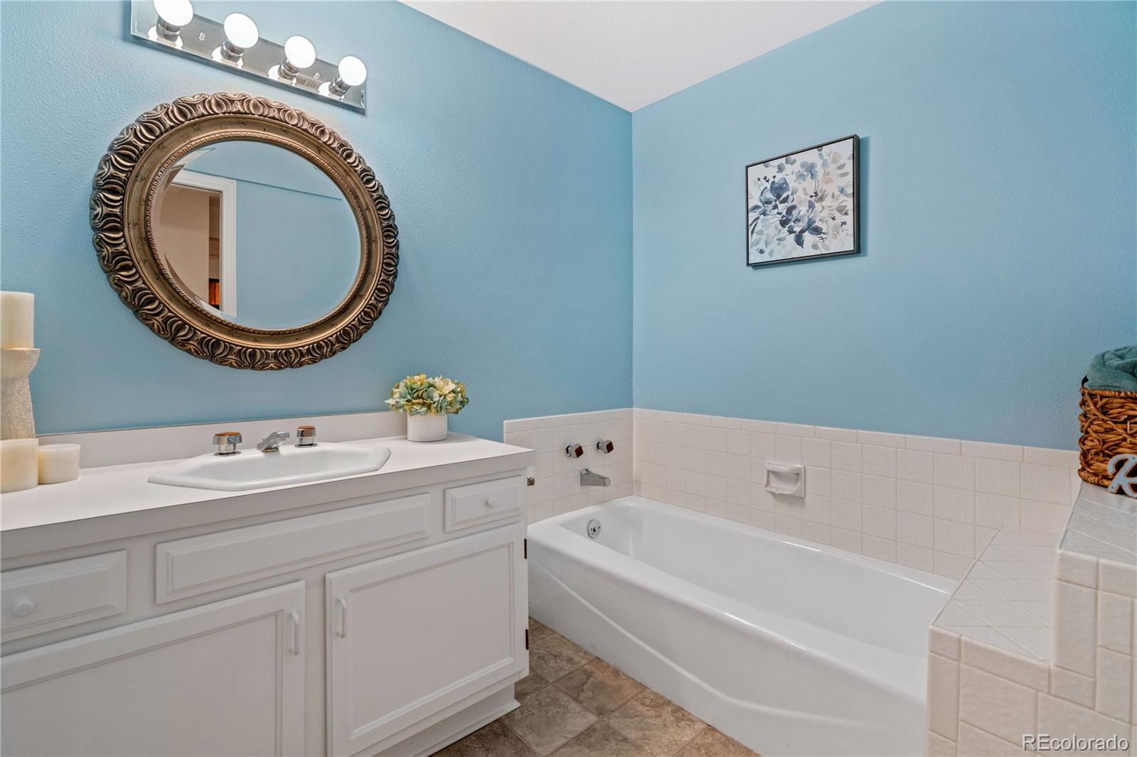 2552 E Alameda Avenue Unit: 104