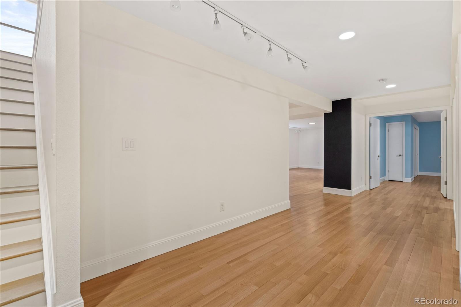 2552 E Alameda Avenue Unit: 104