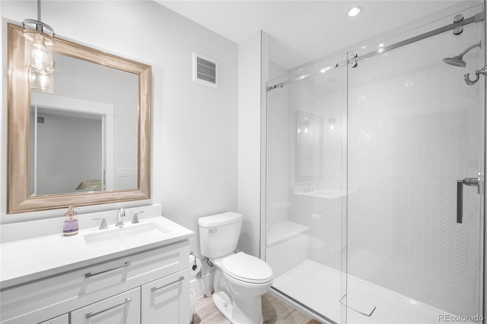 5479 S Locust Street