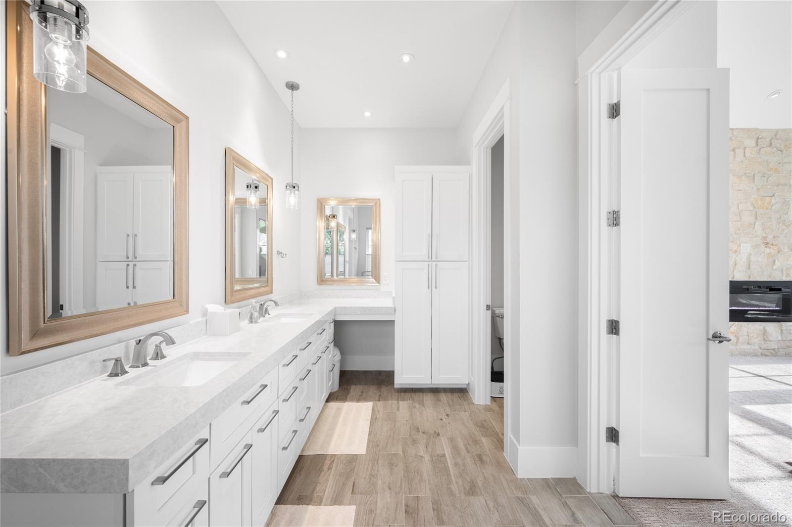 5479 S Locust Street