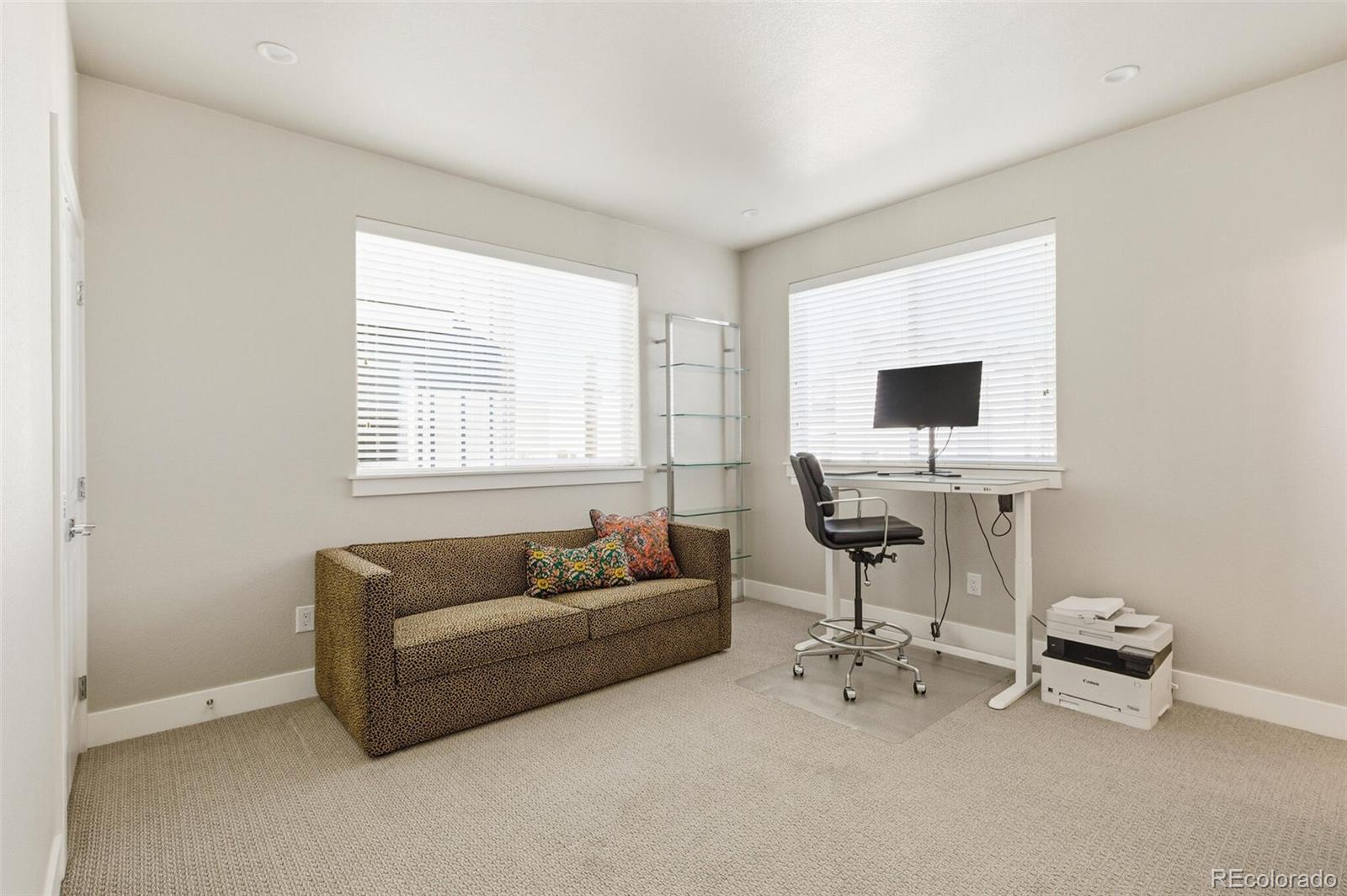 2737 W 24th Avenue Unit: 8