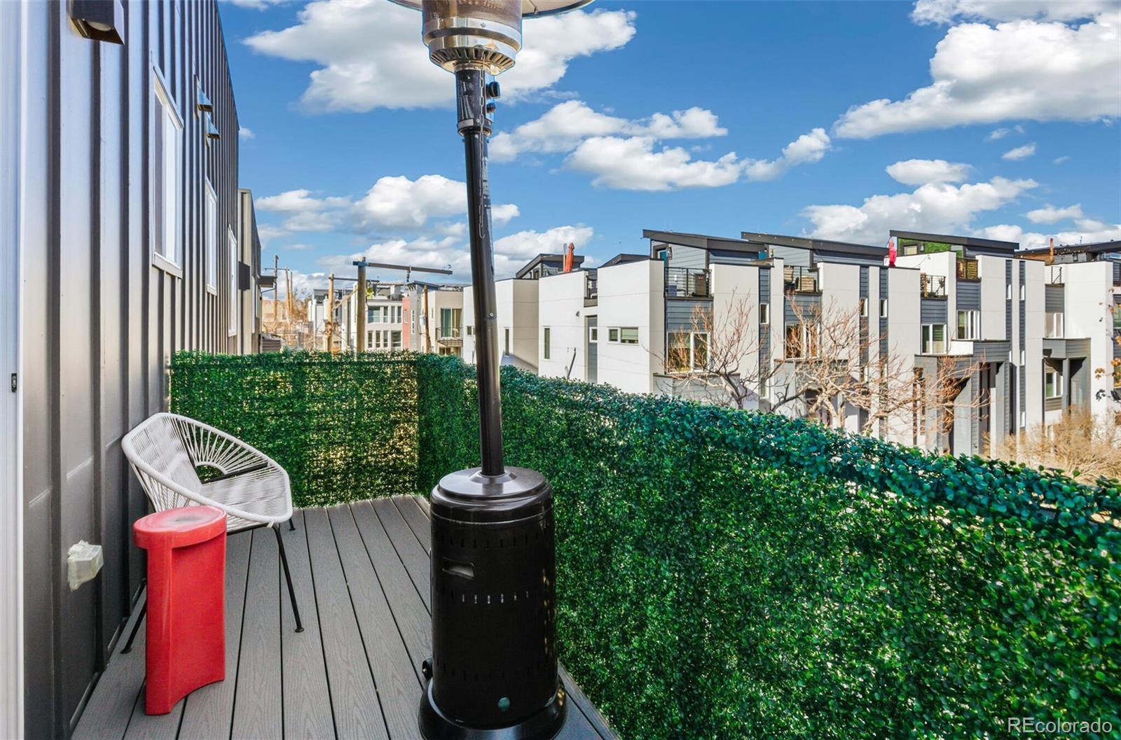 2737 W 24th Avenue Unit: 8