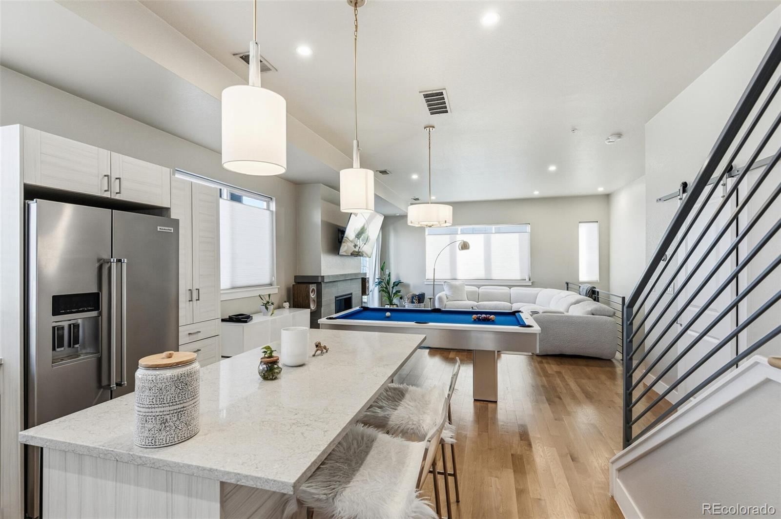 2737 W 24th Avenue Unit: 8