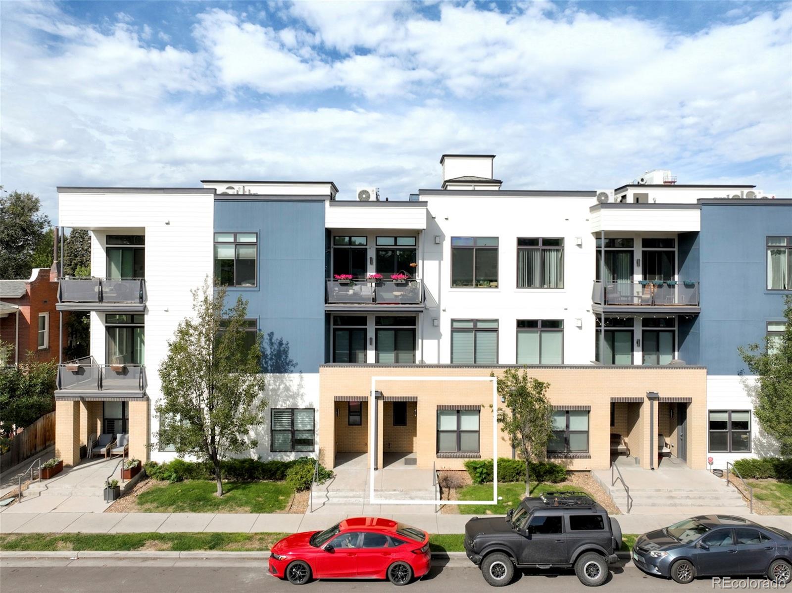 336 E 1st Avenue Unit: 104