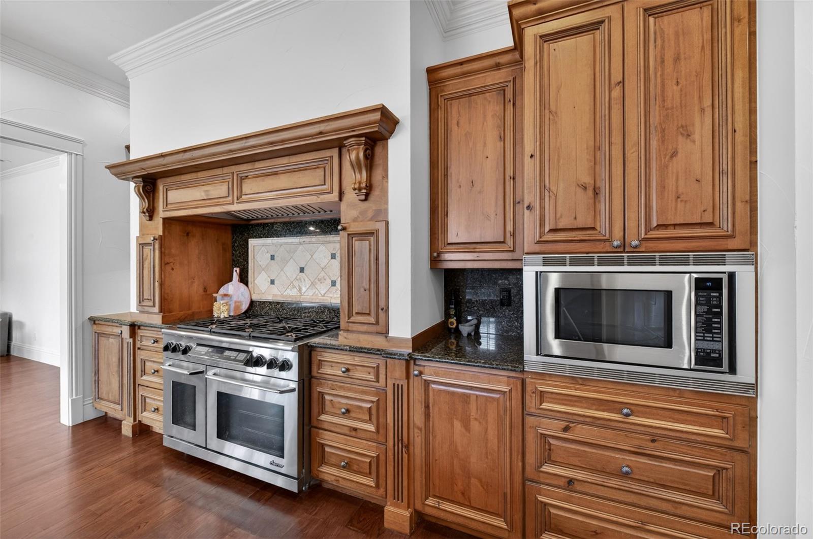 7600 E 6th Avenue
