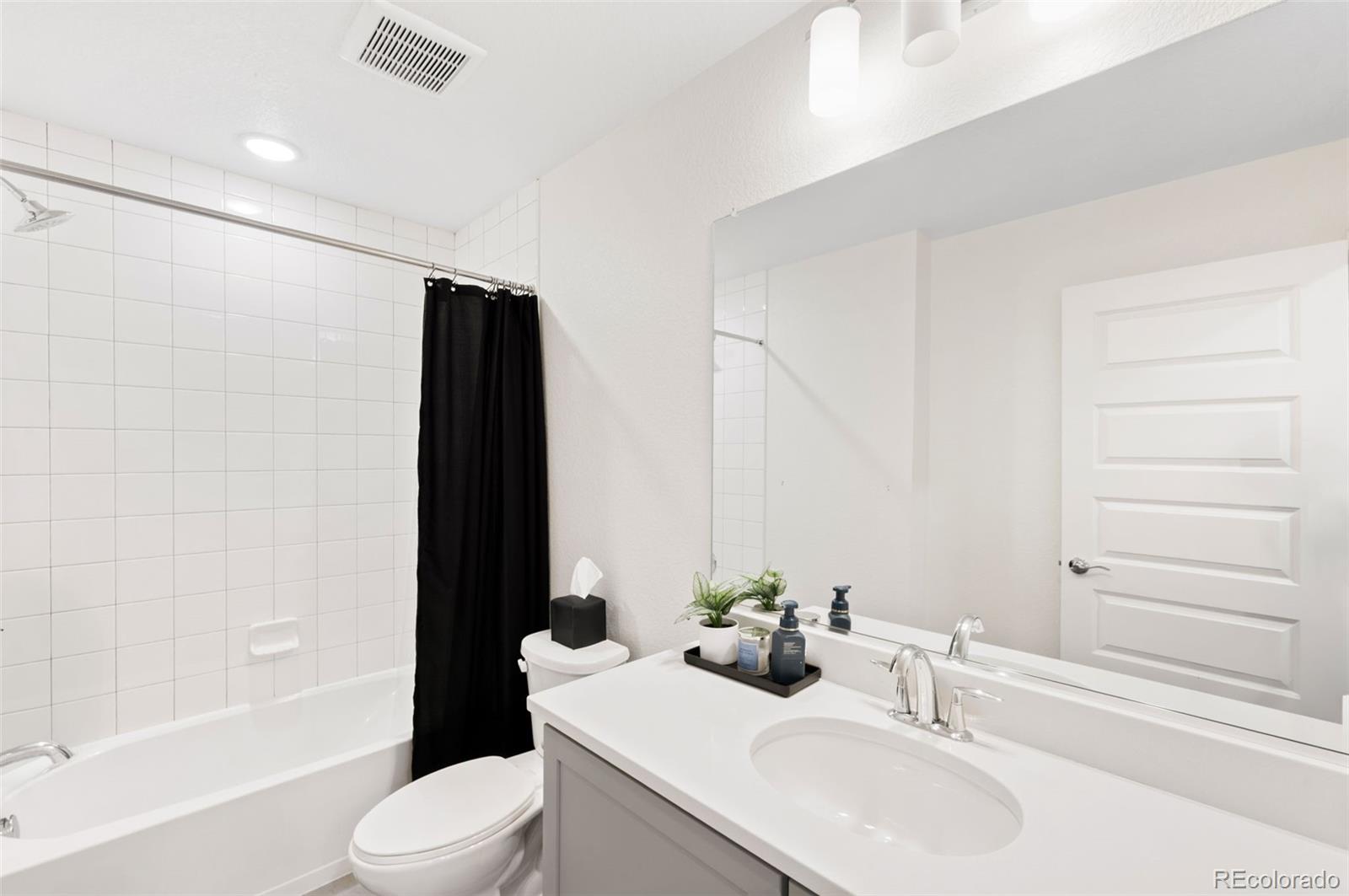 23728 E Ida Drive Unit: B
