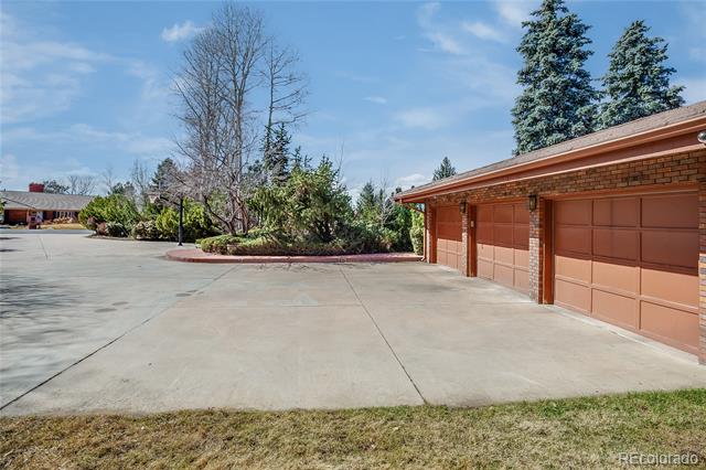 40 Charlou Circle