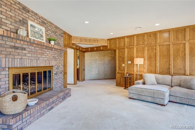 40 Charlou Circle