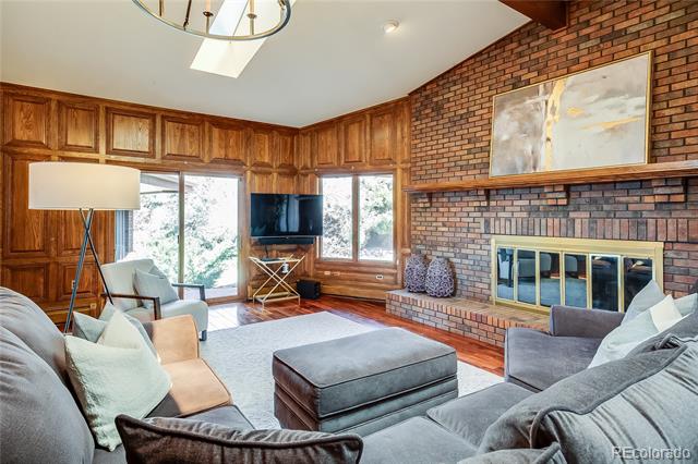 40 Charlou Circle