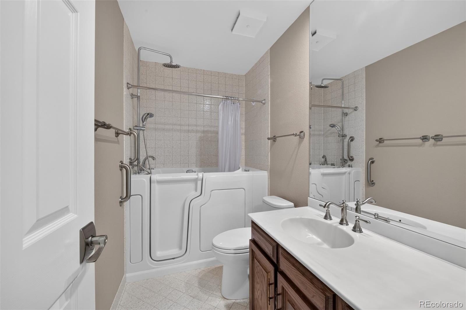 2800 S University Boulevard Unit: 107